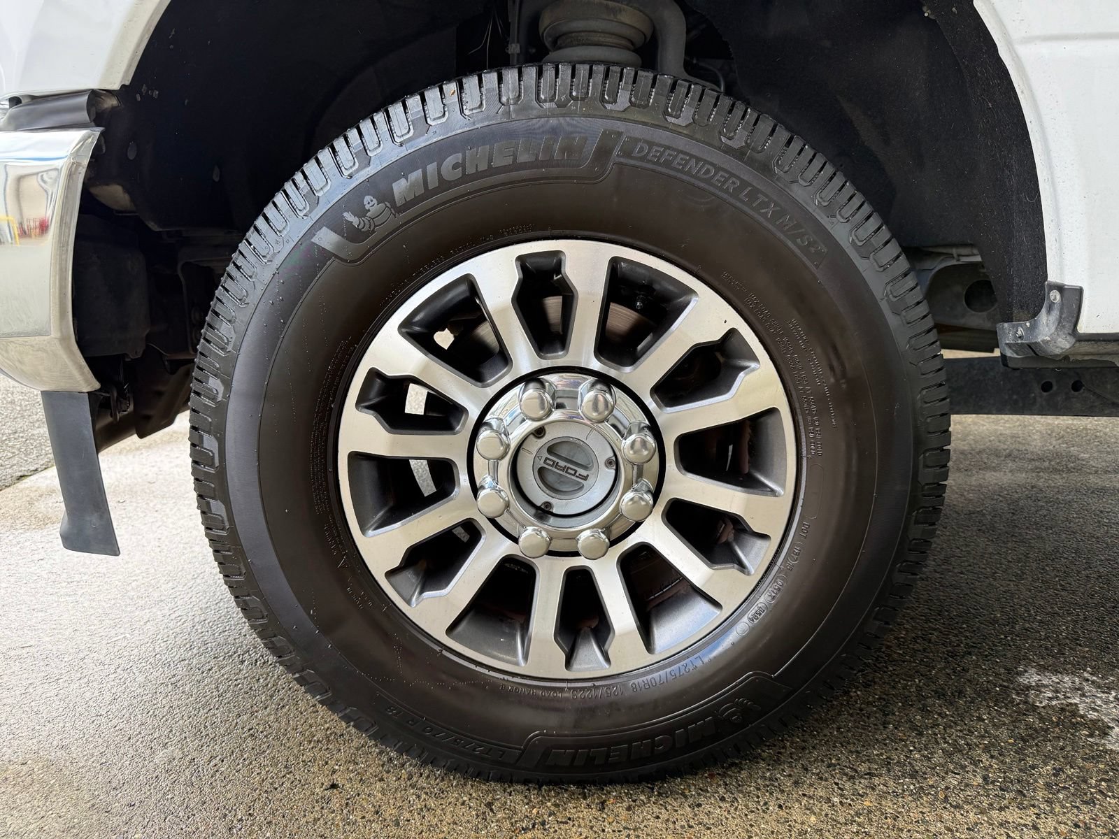 Used 2021 Ford F250 Lariat w/ Lariat Value Package AWD/4WD image 19