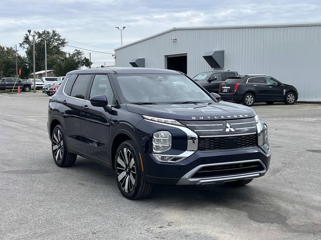 New 2026 Mitsubishi Outlander SE image 7