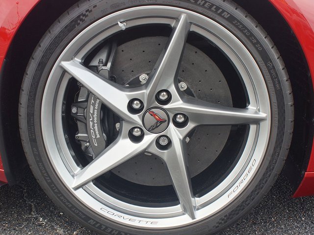 New 2025 Chevrolet Corvette E-Ray image 10