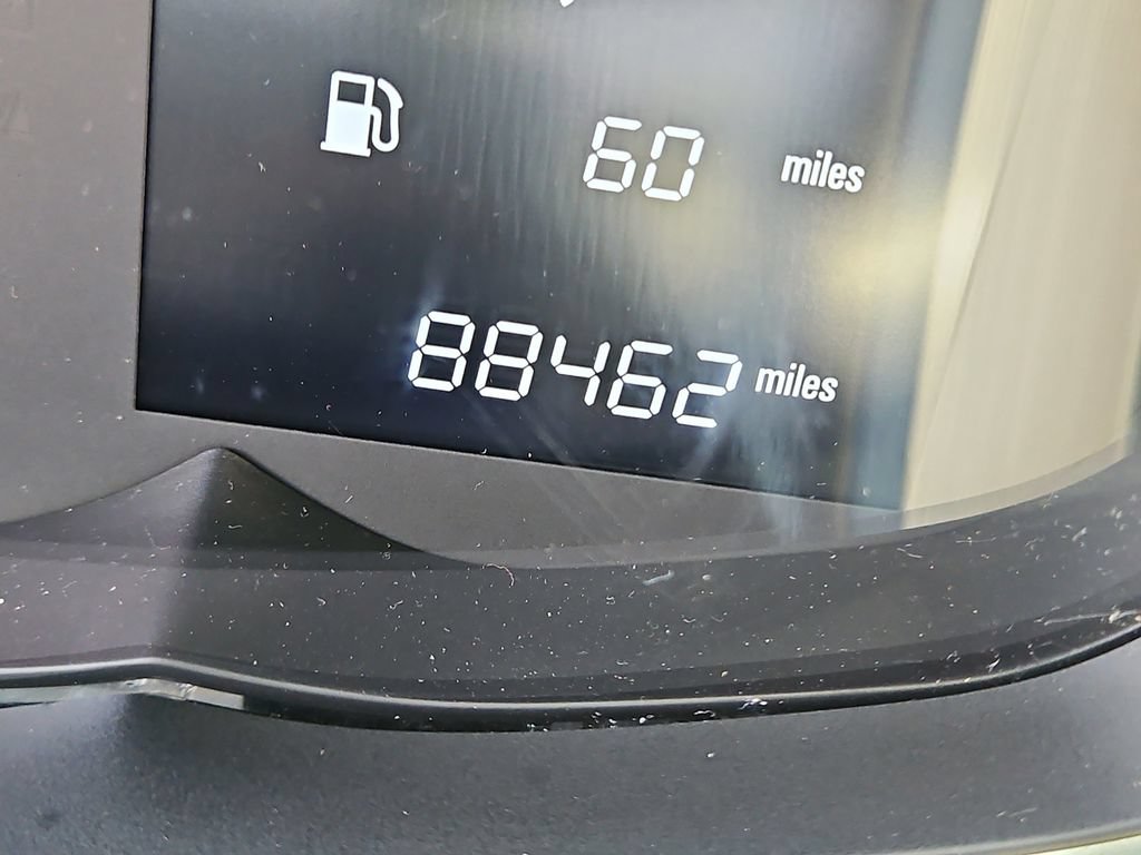 Used 2017 Chevrolet Sonic LS FWD image 27