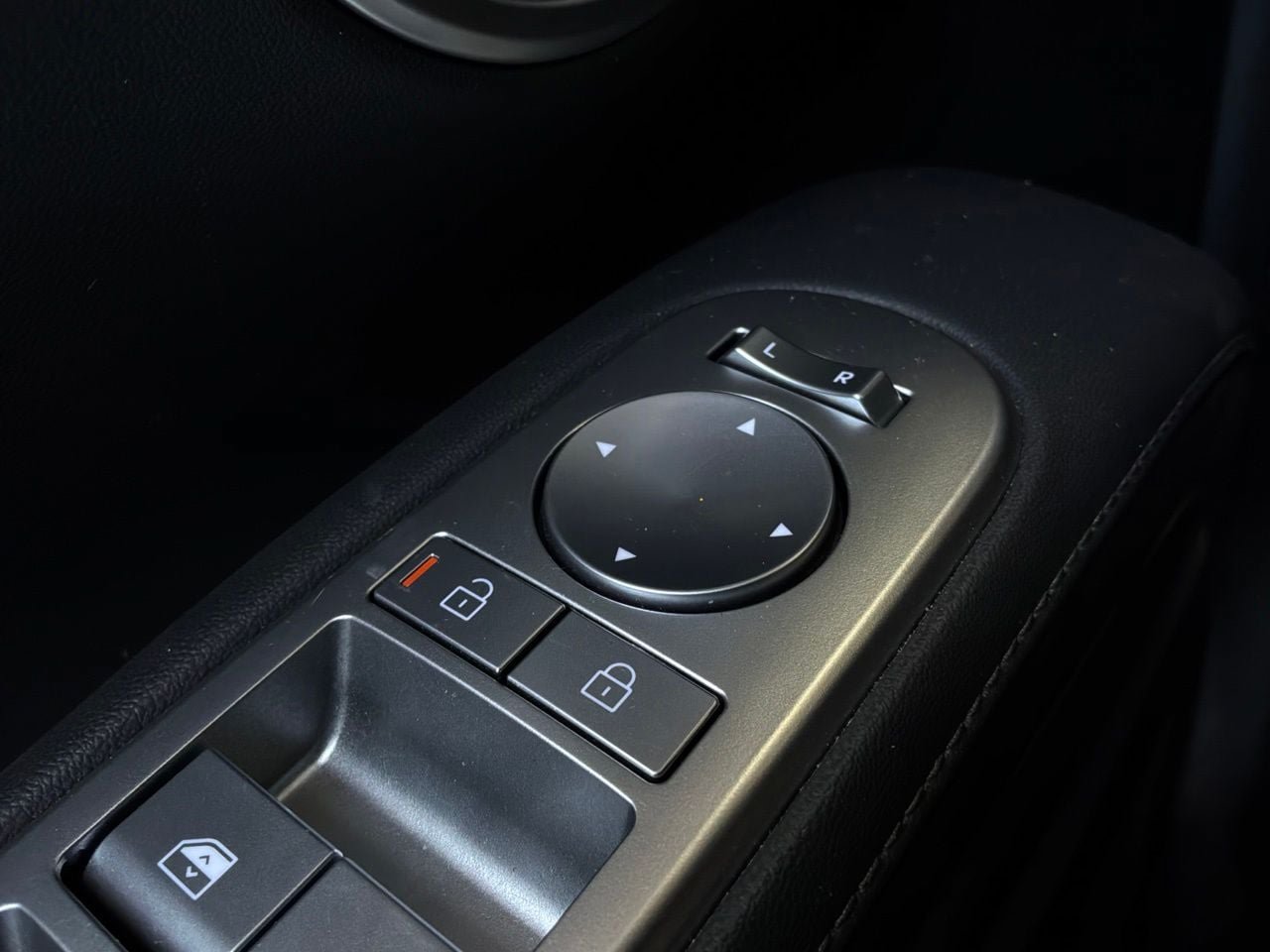 Used 2026 Hyundai Palisade SEL FWD image 28