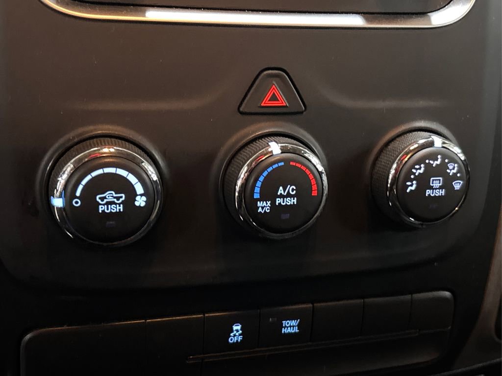 Used 2016 RAM 1500 Express image 30