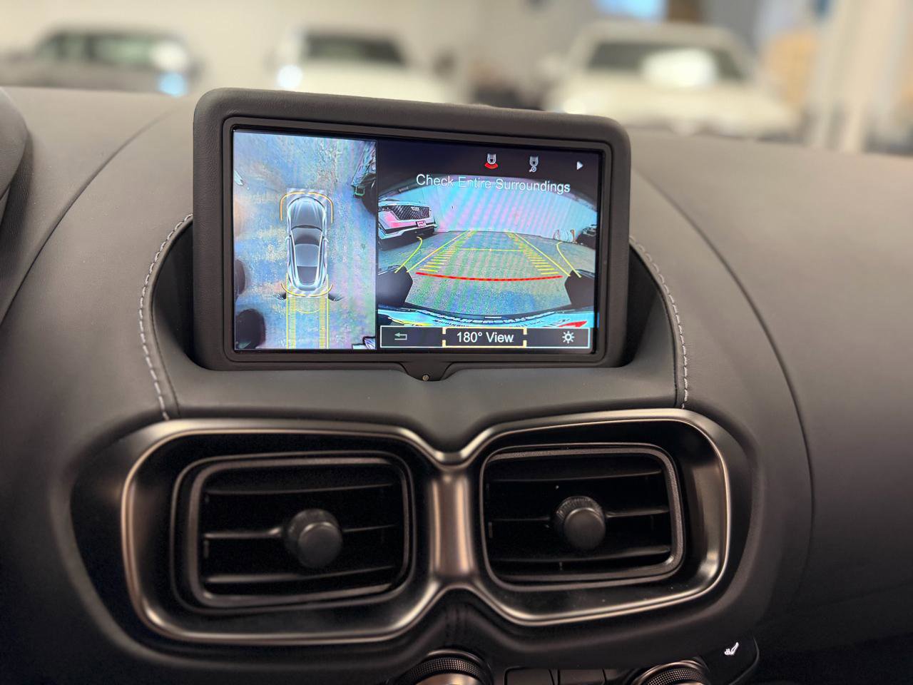 Used 2023 Aston Martin V8 Vantage Roadster image 26