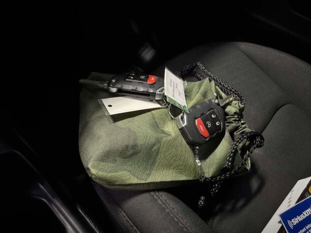 Used 2021 Jeep Wrangler Unlimited Sport image 30