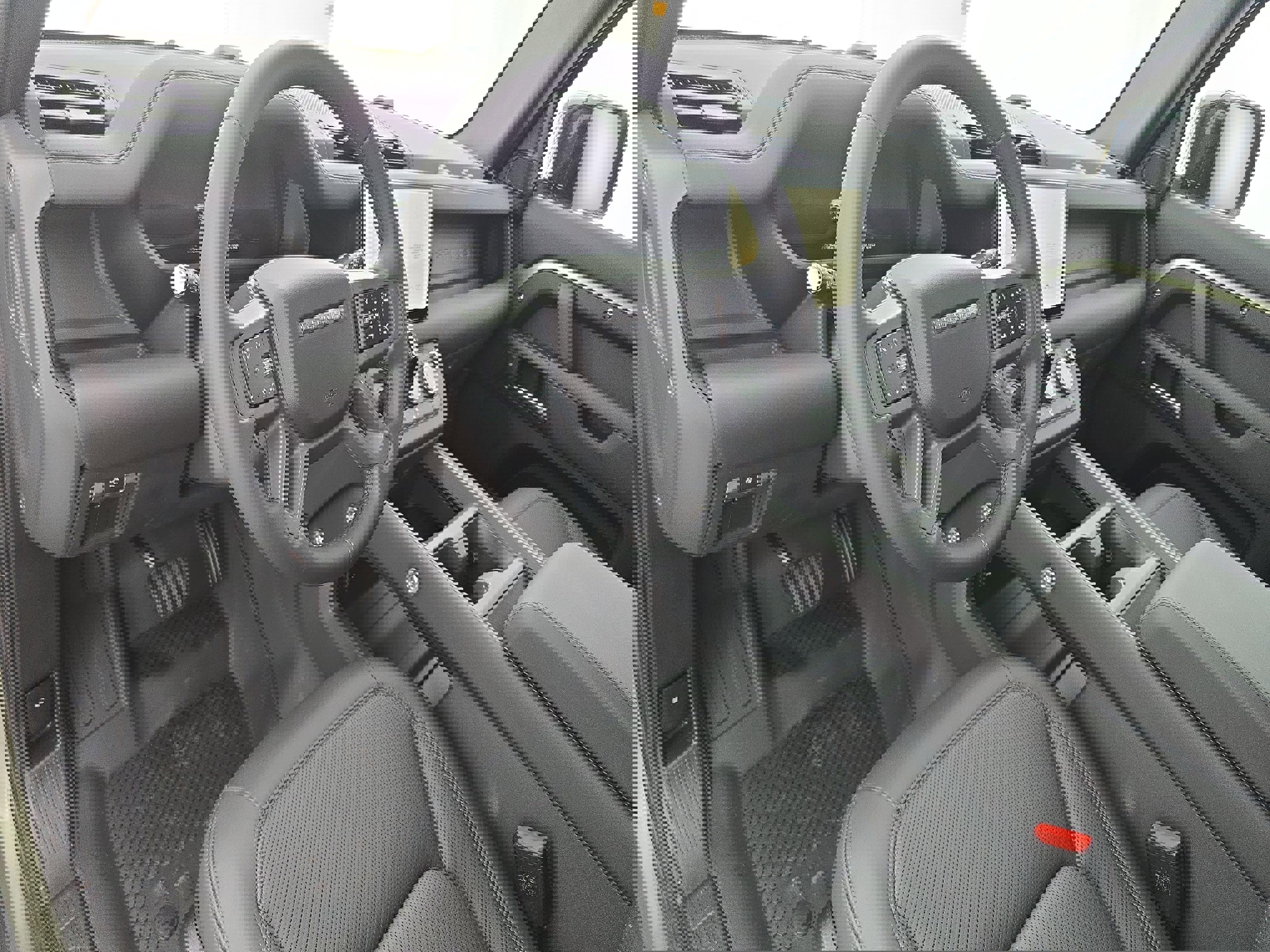 New 2025 Land Rover Defender 110 S image 15