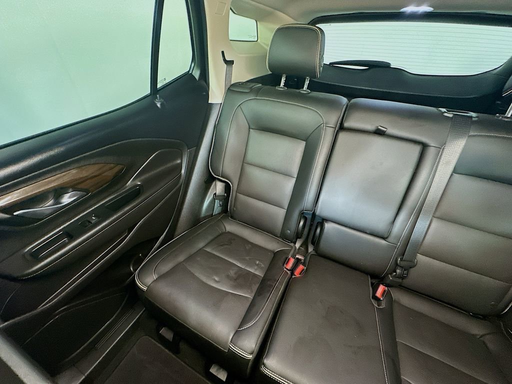 Used 2018 GMC Terrain Denali w/ Advanced Safety Package image 12