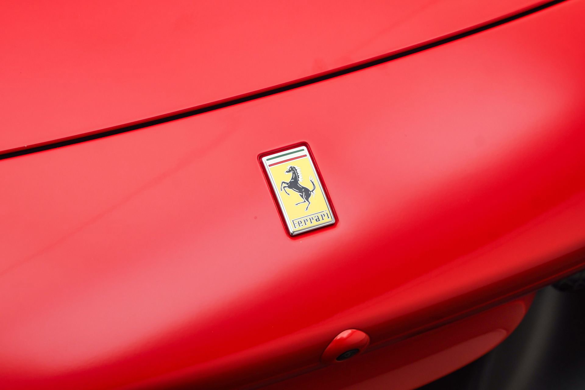 Used 2021 Ferrari F8 Tributo image 26