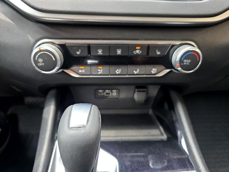 Used 2022 Nissan Altima 2.5 SV w/ SV Premium Package image 11
