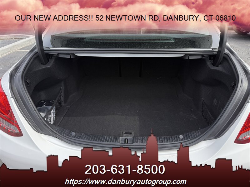 Used 2018 Mercedes-Benz C 300 4MATIC Sedan image 13