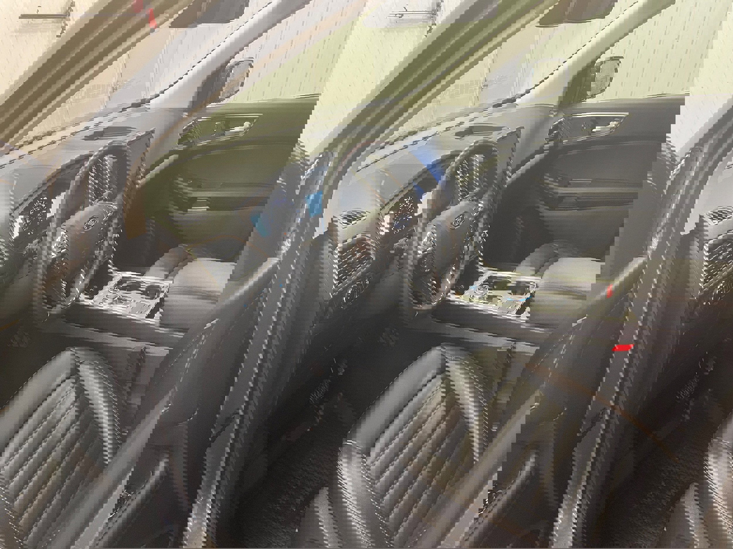 Used 2023 Ford Edge SEL w/ Convenience Package image 12