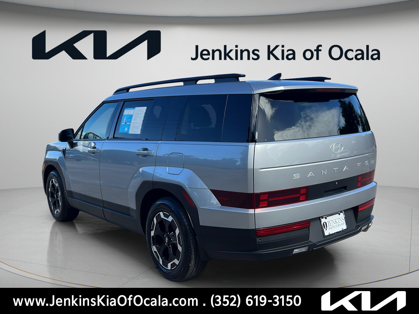 Used 2025 Hyundai Santa Fe SEL FWD image 5
