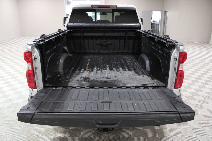 Used 2023 Chevrolet Silverado 2500 LT w/ Convenience Package AWD/4WD image 14
