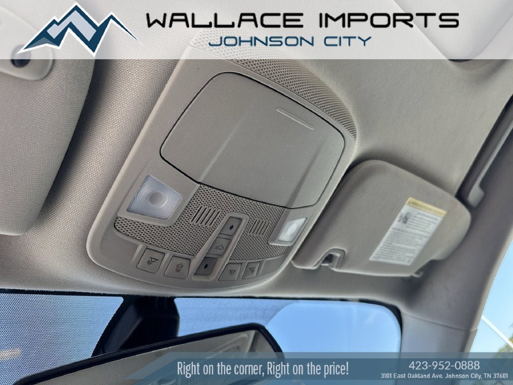 Used 2020 Ford Fusion Titanium AWD/4WD image 16