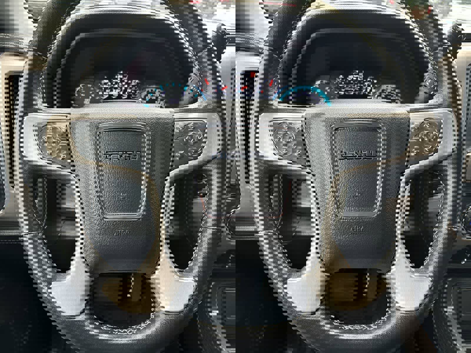 Used 2019 GMC Sierra 2500 Denali w/ Duramax Plus Package image 11