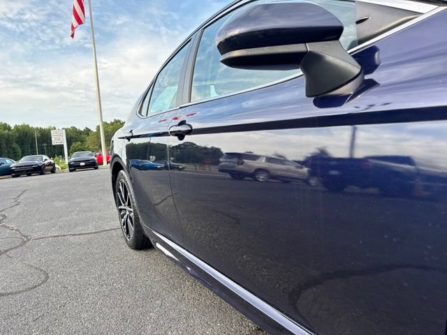 Used 2021 Toyota Camry SE FWD image 4