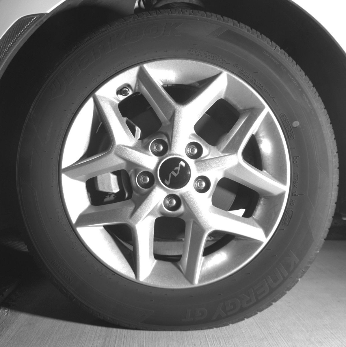 Used 2025 Kia Soul LX w/ LX Technology Package image 12