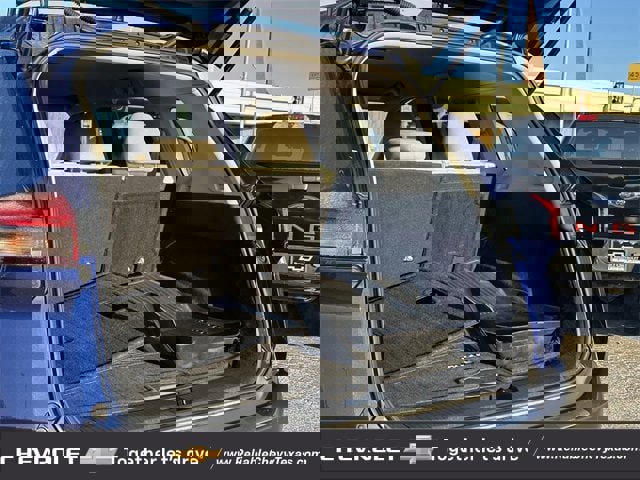 Used 2023 Nissan Rogue SV image 31