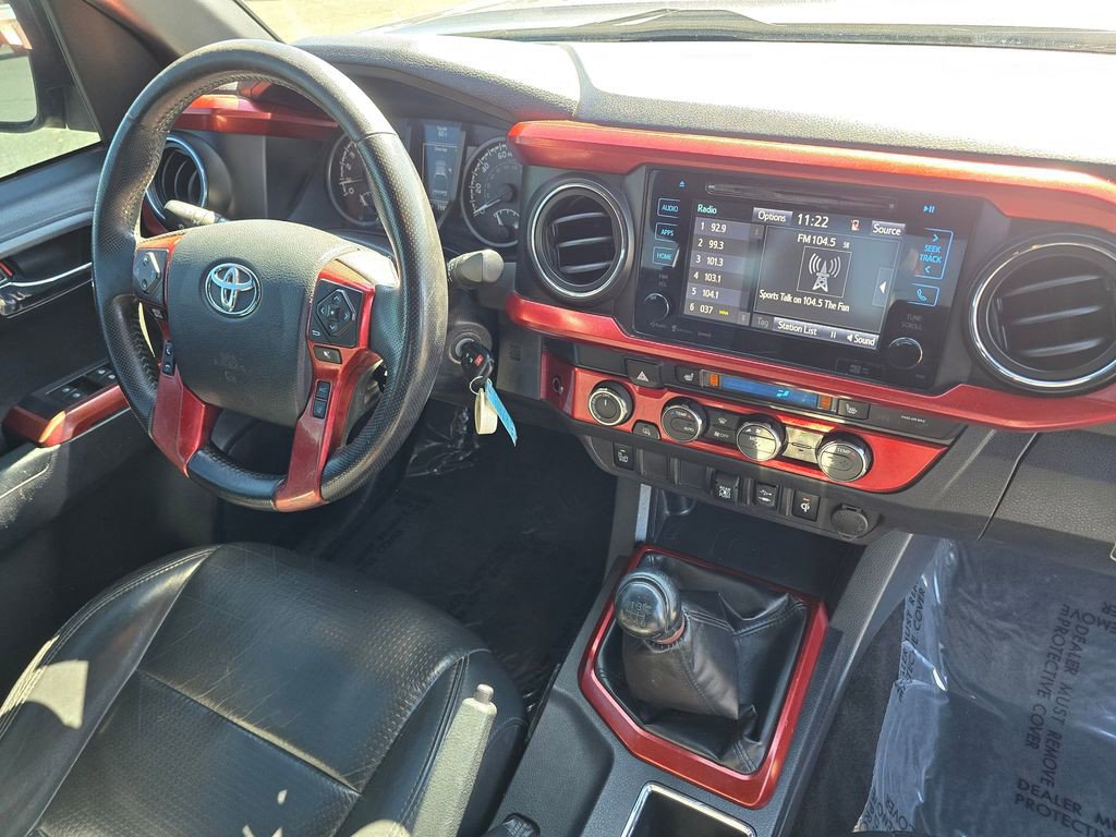 Used 2019 Toyota Tacoma SR AWD/4WD image 11