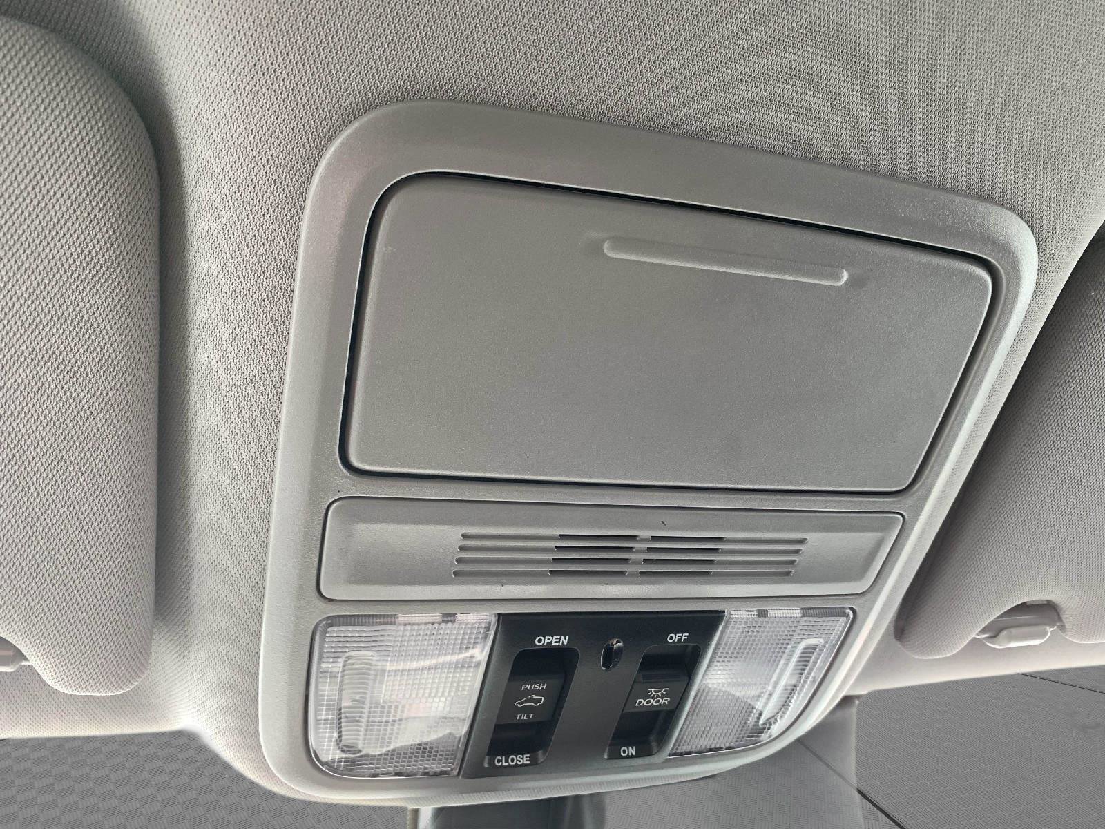 Used 2022 Honda Pilot EX-L image 32