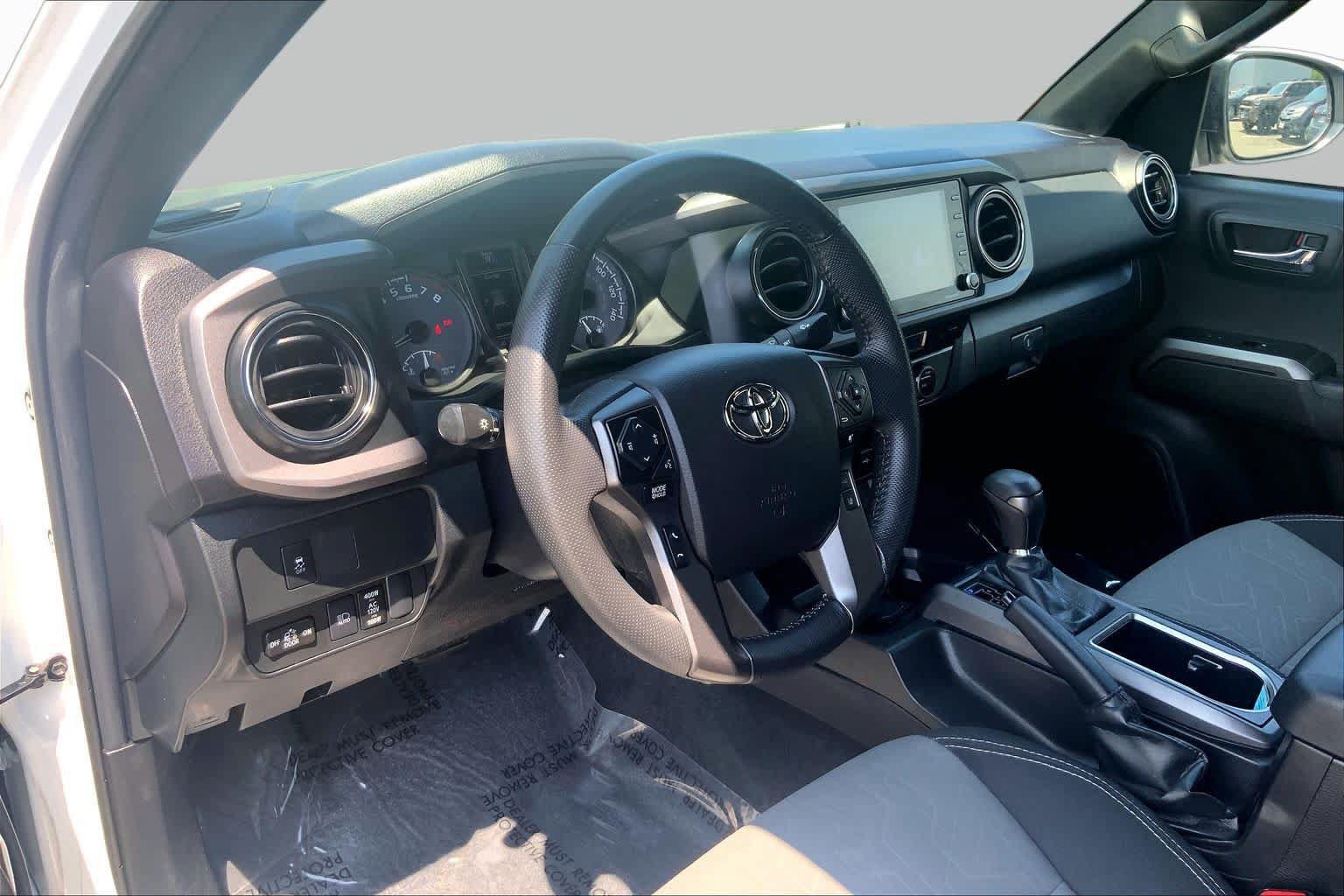Certified 2023 Toyota Tacoma TRD Sport w/ Technology Package AWD/4WD image 18