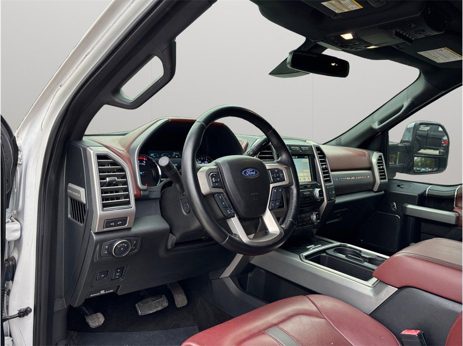 Used 2018 Ford F250 Platinum w/ Platinum Ultimate Package image 6