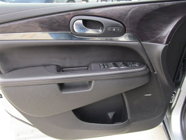 Used 2017 Buick Enclave Premium w/ Trailering Package image 10