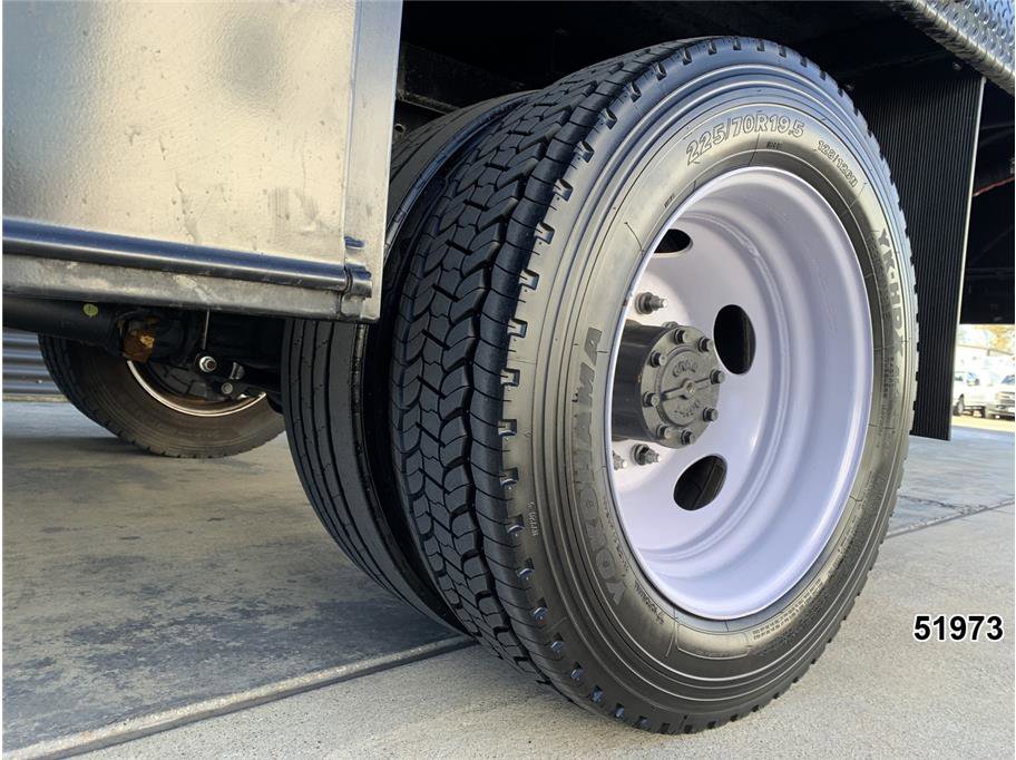 Used 2023 Ford F550 2WD Regular Cab Super Duty image 18