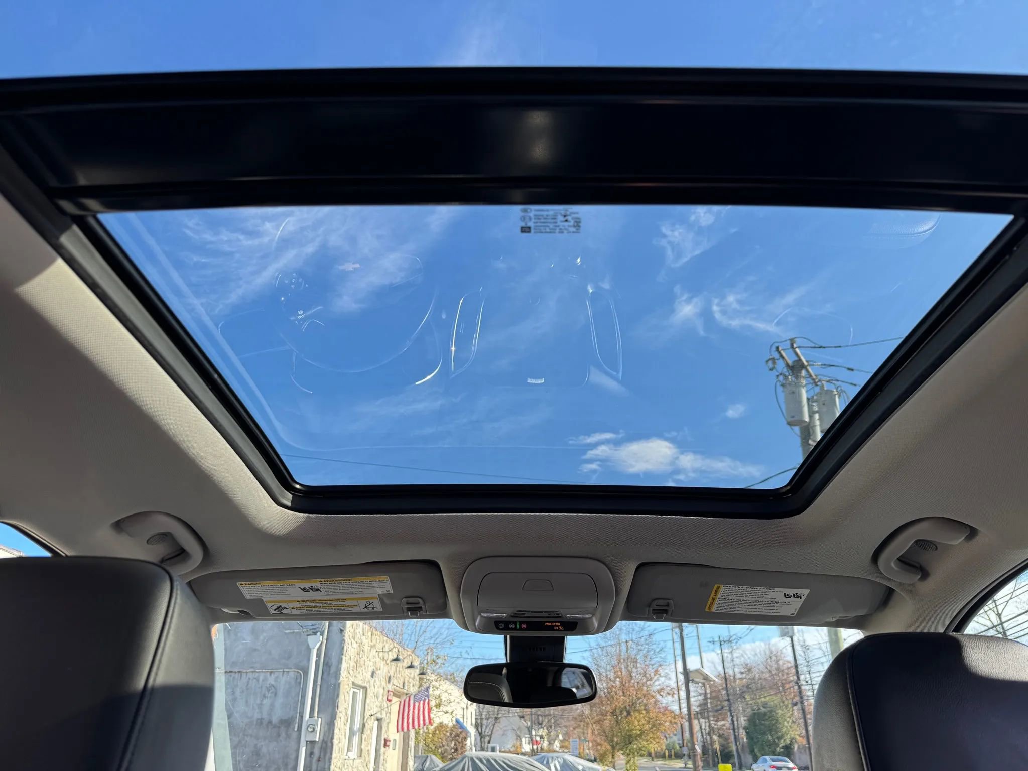 Used 2020 Chevrolet Equinox Premier image 27