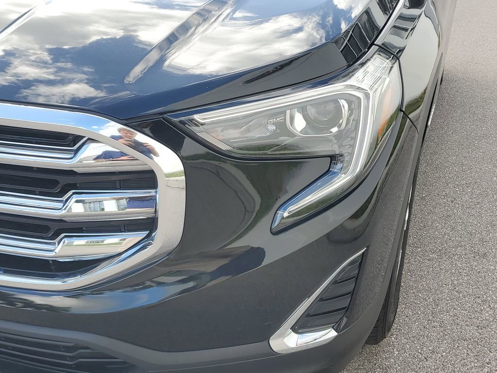 Used 2019 GMC Terrain SLE w/ Driver Convenience Package image 10