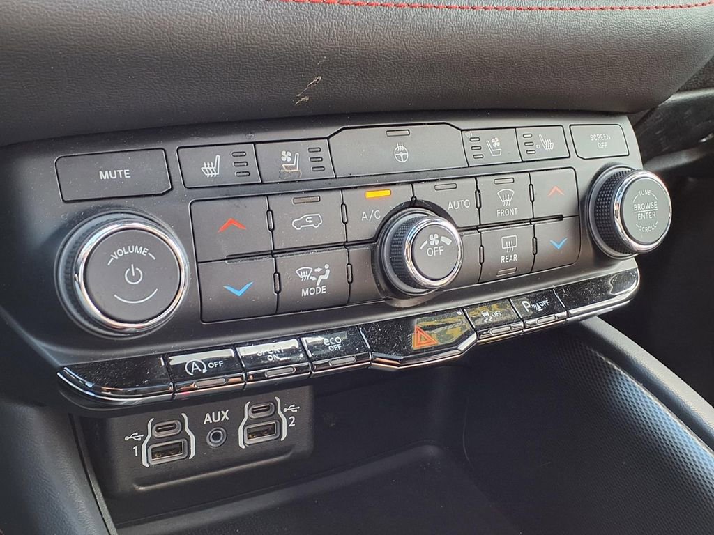 Used 2024 Dodge Durango GT image 26