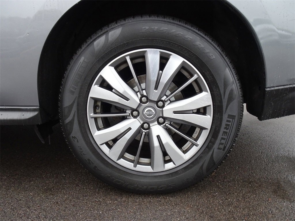 Used 2019 Nissan Pathfinder SL image 26