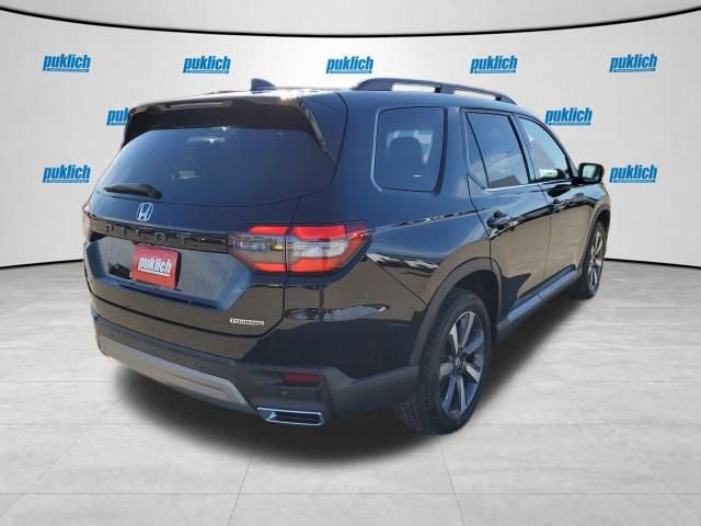 Used 2024 Honda Pilot Touring image 7