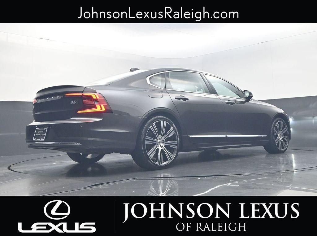 Used 2024 Volvo S90 B6 Ultimate image 19