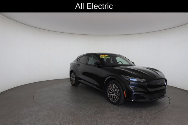 Used 2024 Ford Mustang Mach-E Premium AWD/4WD image 27
