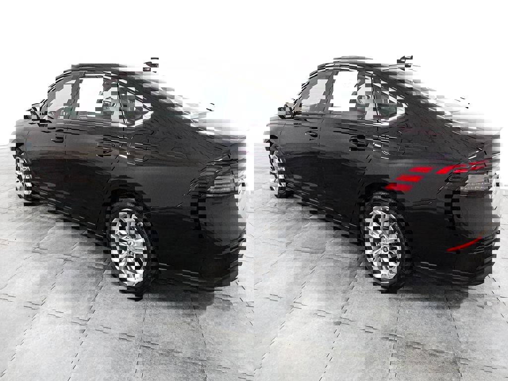 Used 2023 Honda Accord LX image 4