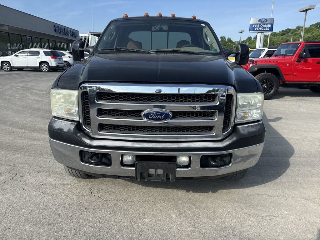 Used 2006 Ford F350 King Ranch AWD/4WD image 2