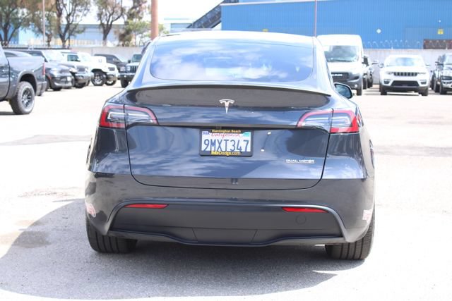 Used 2024 Tesla Model Y Performance AWD/4WD image 4
