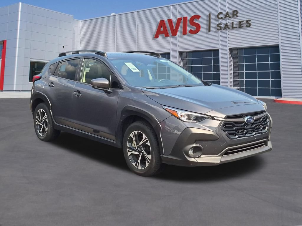 Used 2025 Subaru Crosstrek 2.5i Premium AWD/4WD image 3