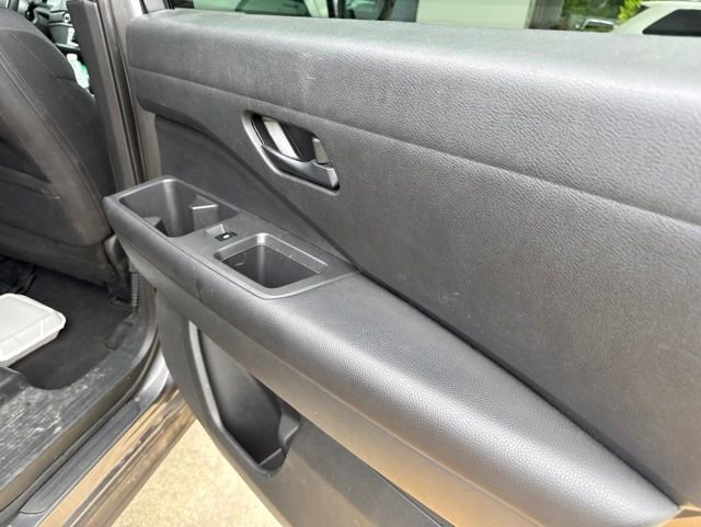 Used 2023 Nissan Pathfinder S FWD image 18
