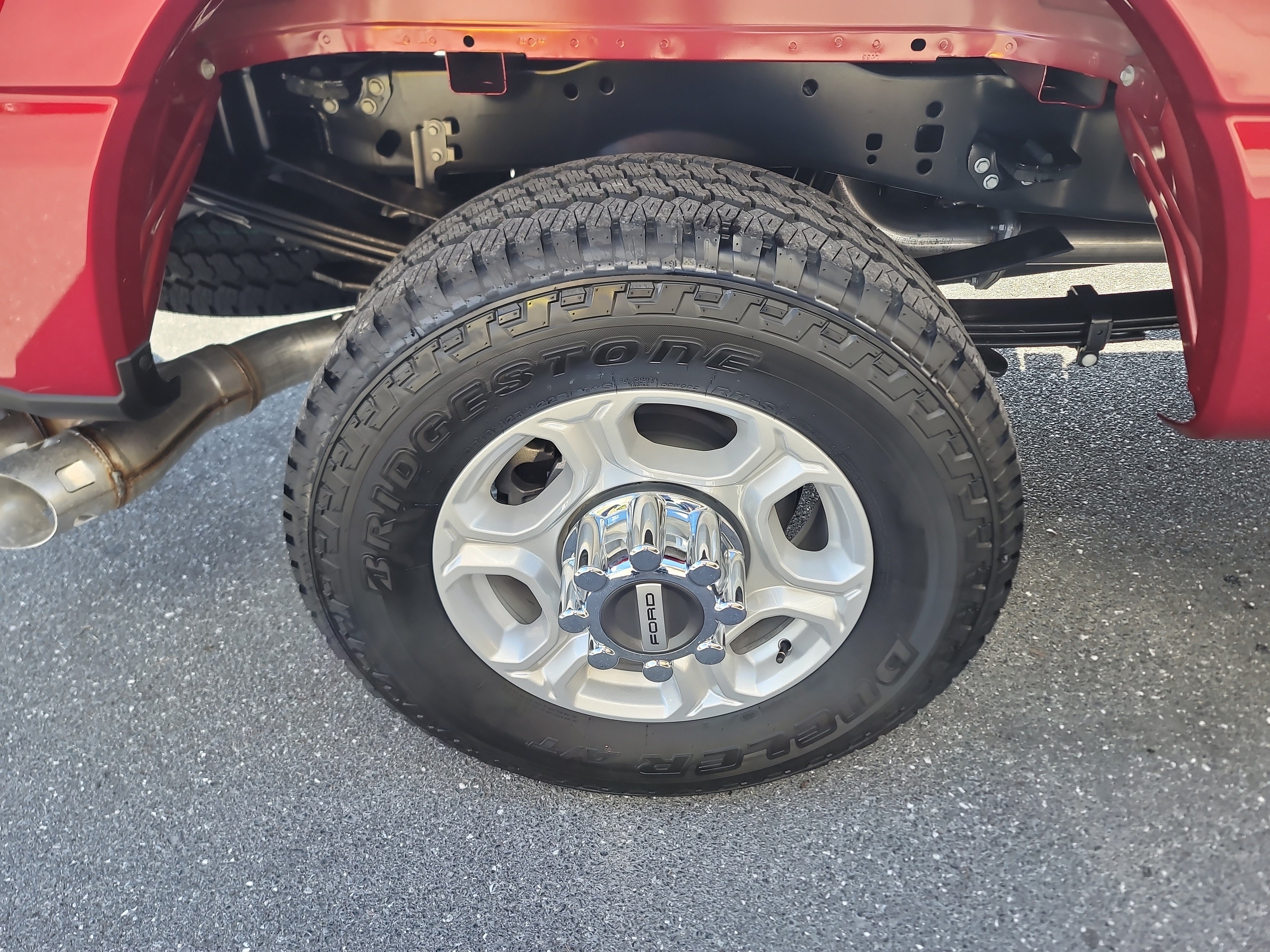 New 2026 Ford F350 XLT w/ FX4 Off-Road Package AWD/4WD image 14