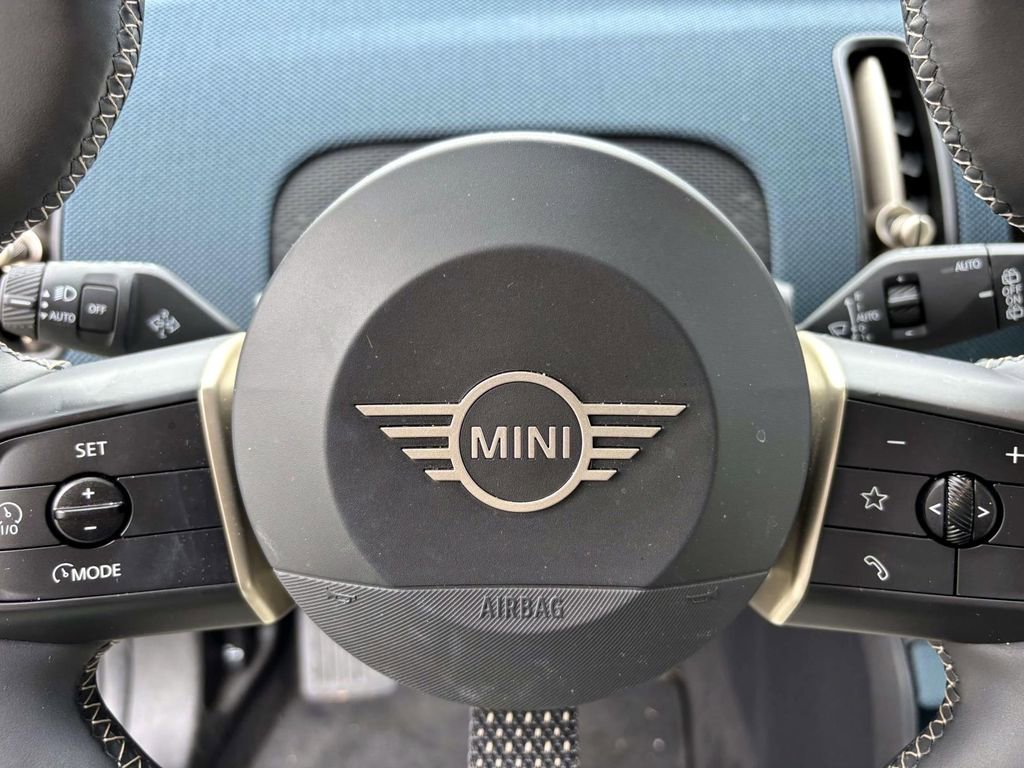 Used 2025 MINI Cooper Countryman S image 17