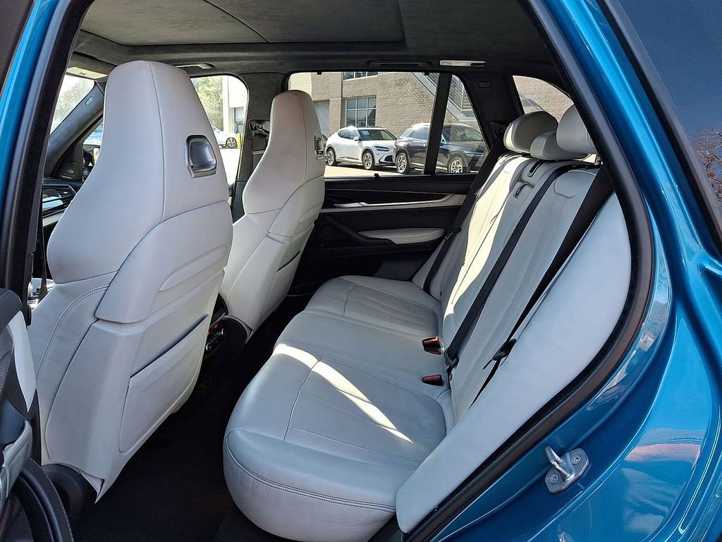 Used 2016 BMW X5 M image 20