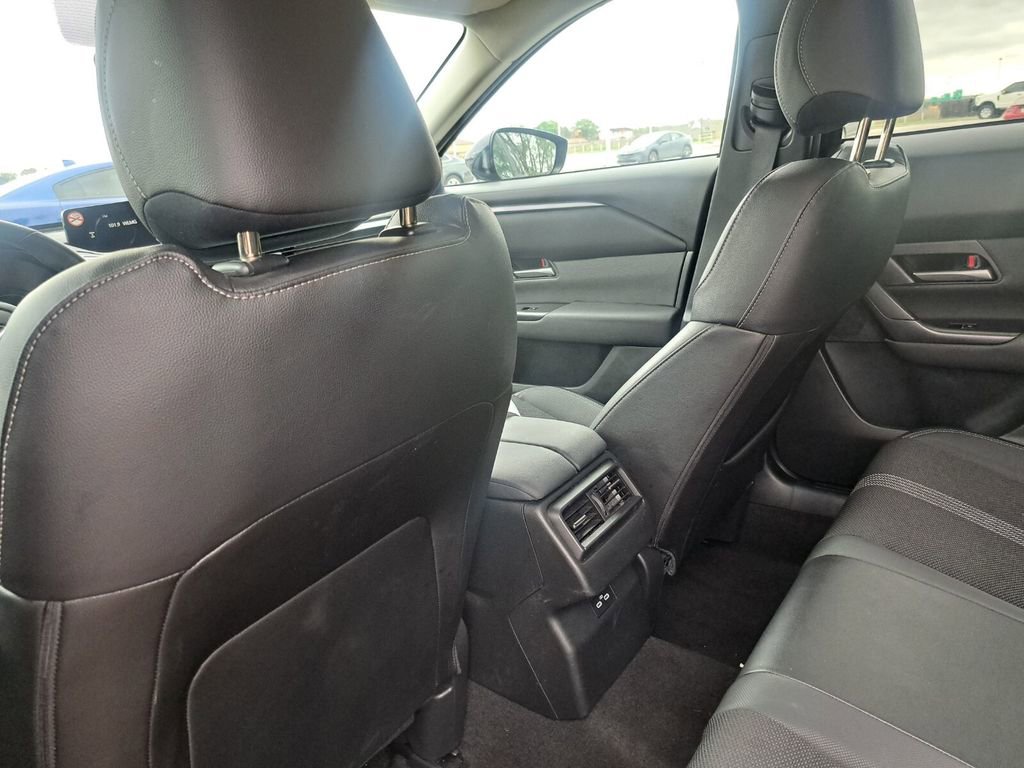 Used 2025 MAZDA CX-50 AWD 2.5 S w/ Preferred Package image 23