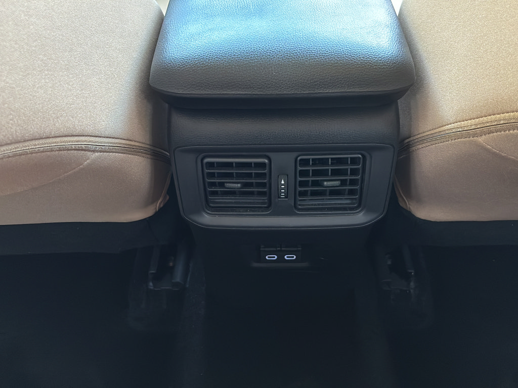 Used 2025 Toyota RAV4 XLE w/ Convenience Package FWD image 17