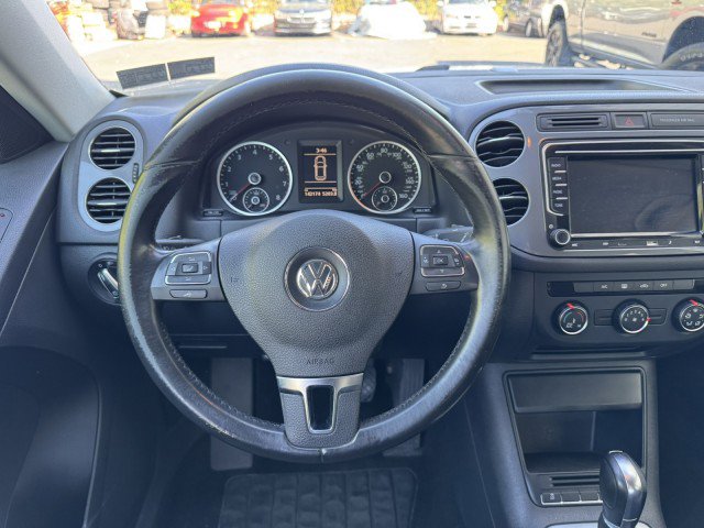Used 2014 Volkswagen Tiguan S AWD/4WD image 23