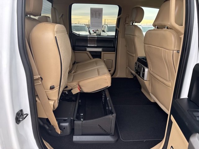 Used 2019 Ford F250 Lariat w/ Chrome Package image 11