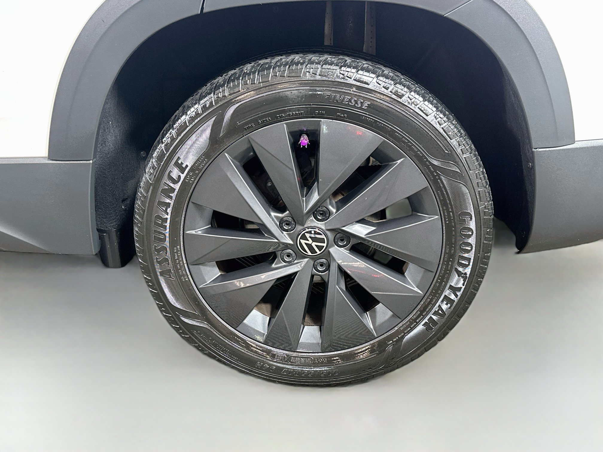 Certified 2023 Volkswagen Taos S FWD image 28