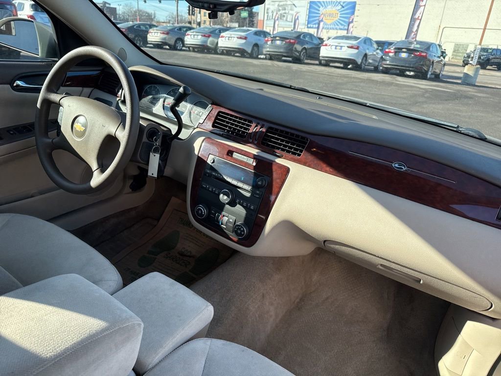 Used 2008 Chevrolet Impala LT image 29