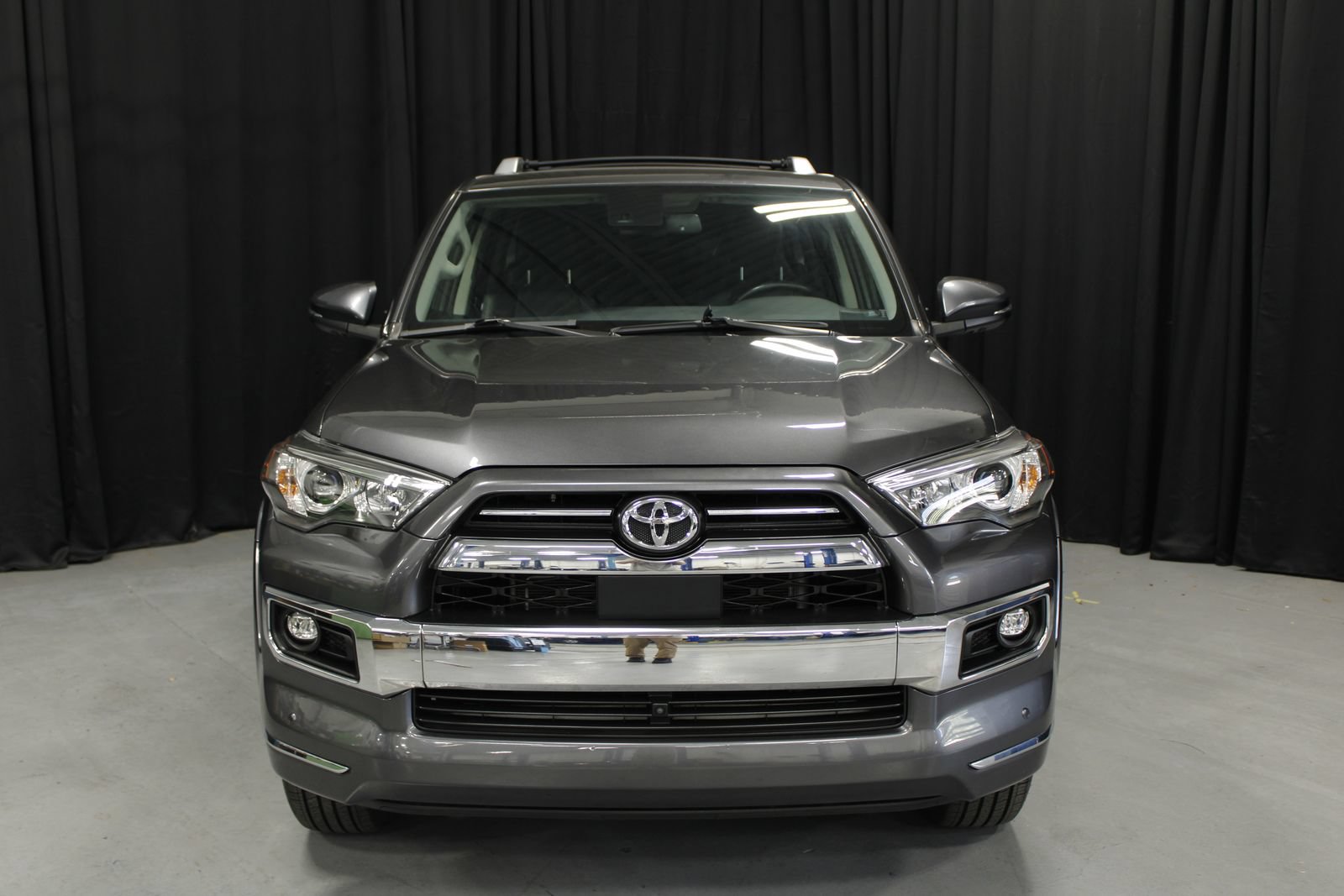 Used 2023 Toyota 4Runner Limited AWD/4WD image 16