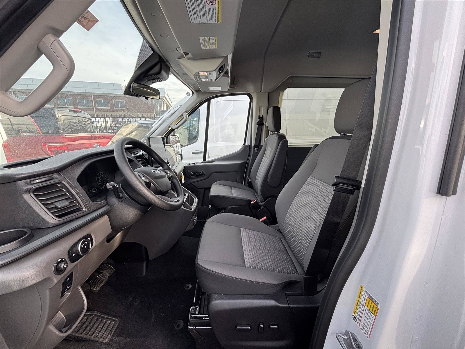 Used 2024 Ford Transit 350 XLT RWD image 13